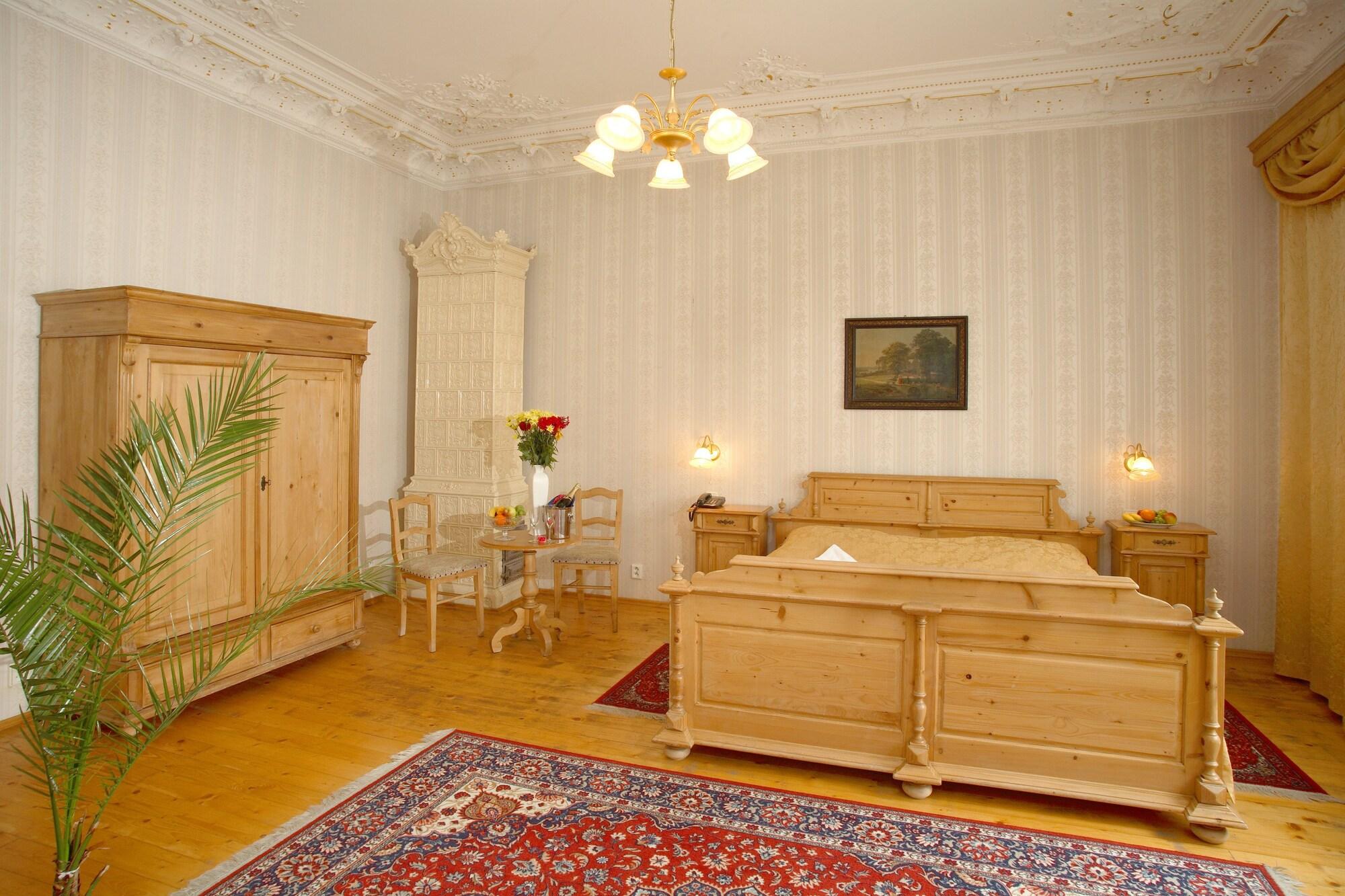 Hotel Heluan Карлови Вари Екстериор снимка