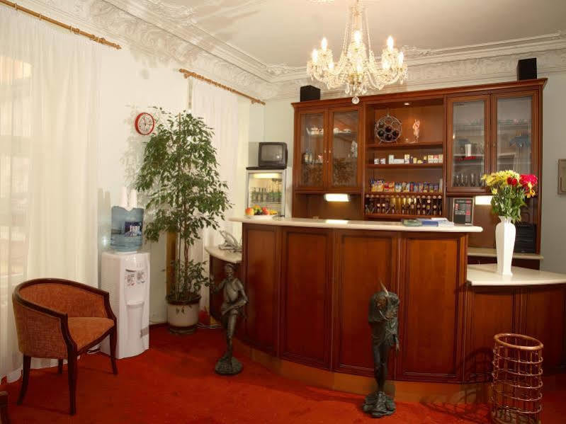 Hotel Heluan Карлови Вари Екстериор снимка