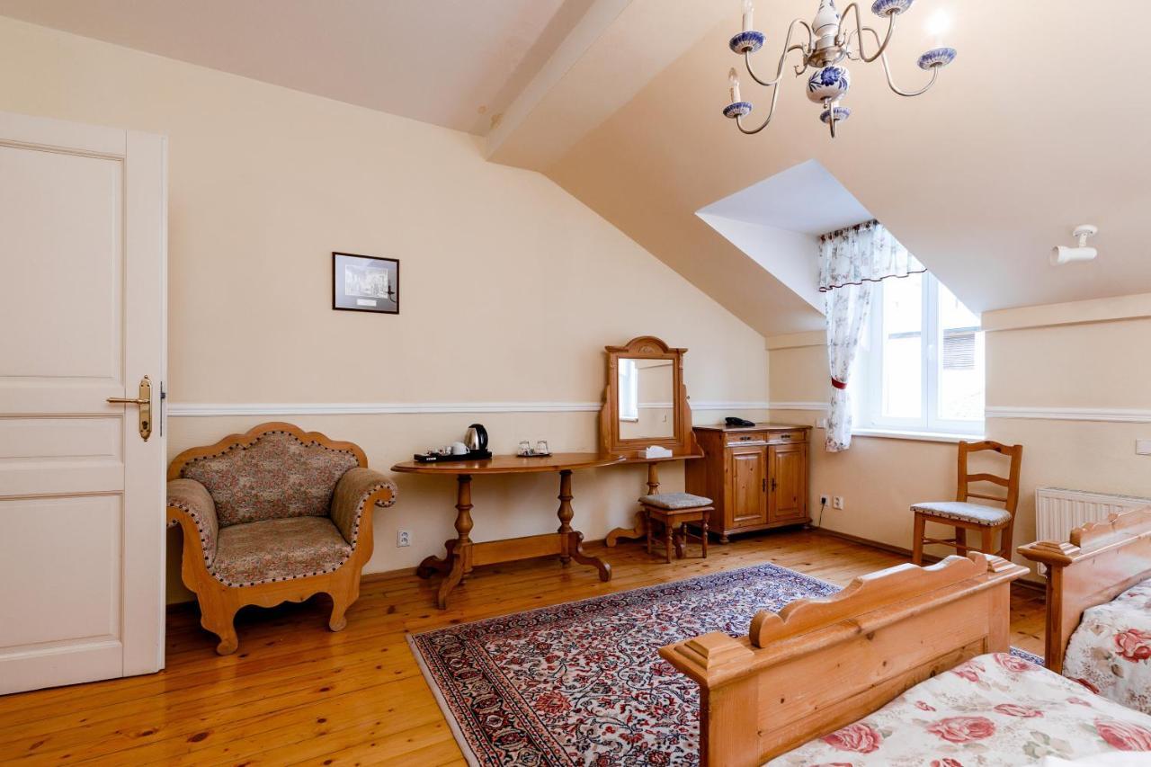 Hotel Heluan Карлови Вари Екстериор снимка