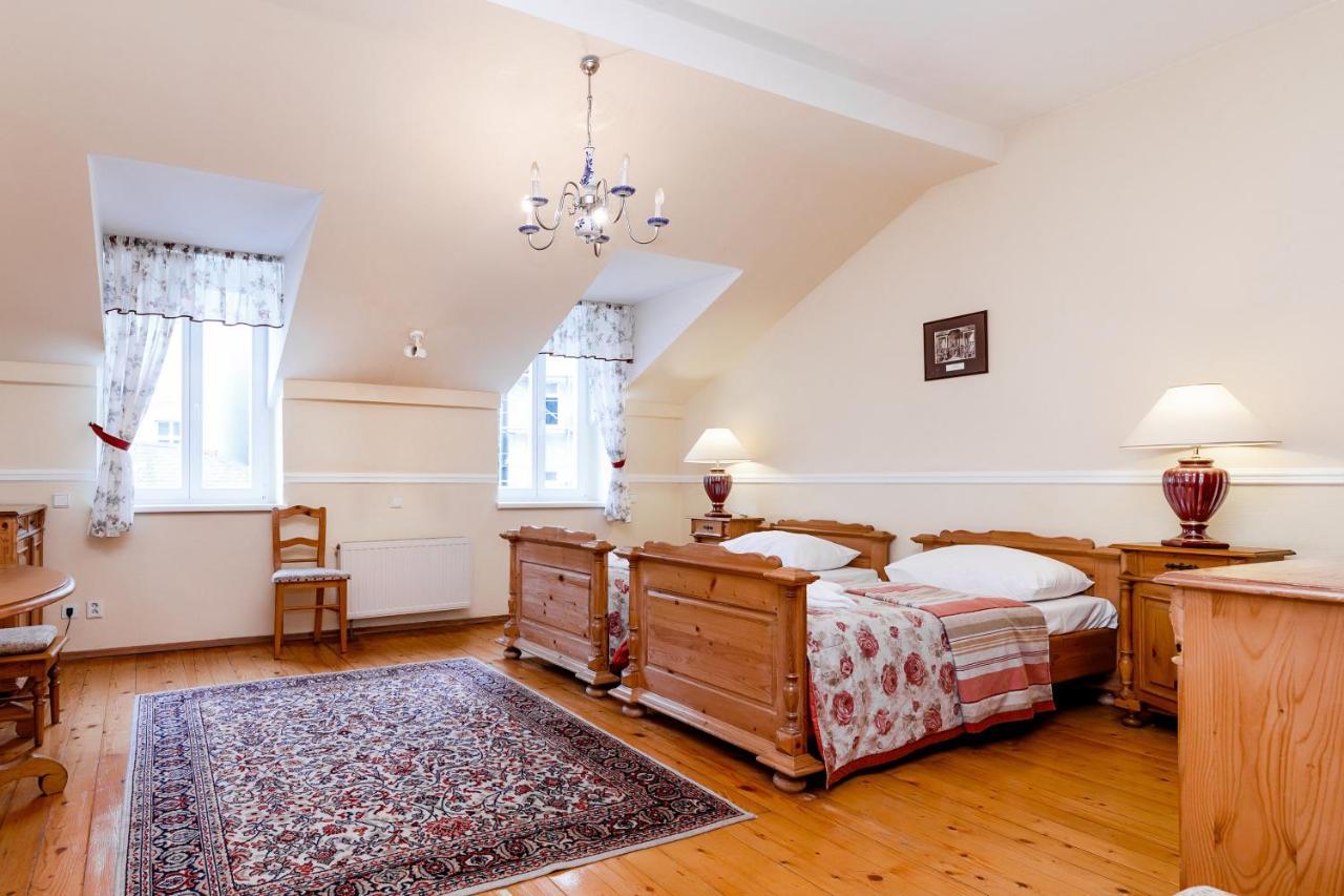 Hotel Heluan Карлови Вари Екстериор снимка